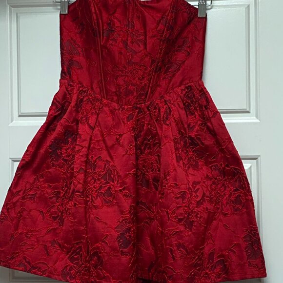 NWOT Revolve Corset Dress XS Embroidered - Picture 6 of 10